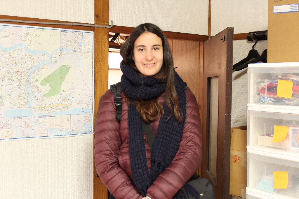 きれいなおねいさんでした。交換留学生とのこと。